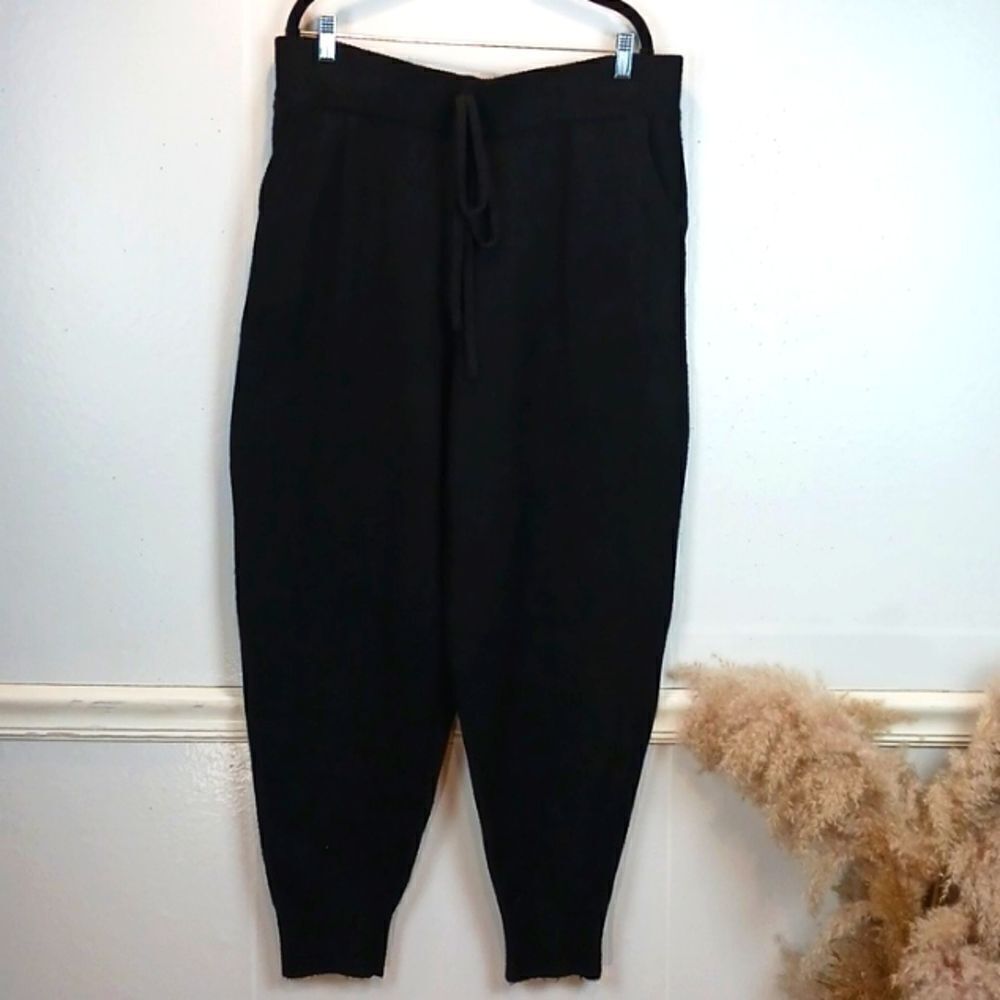 GB Women's black drawstring knit joggers size XXL